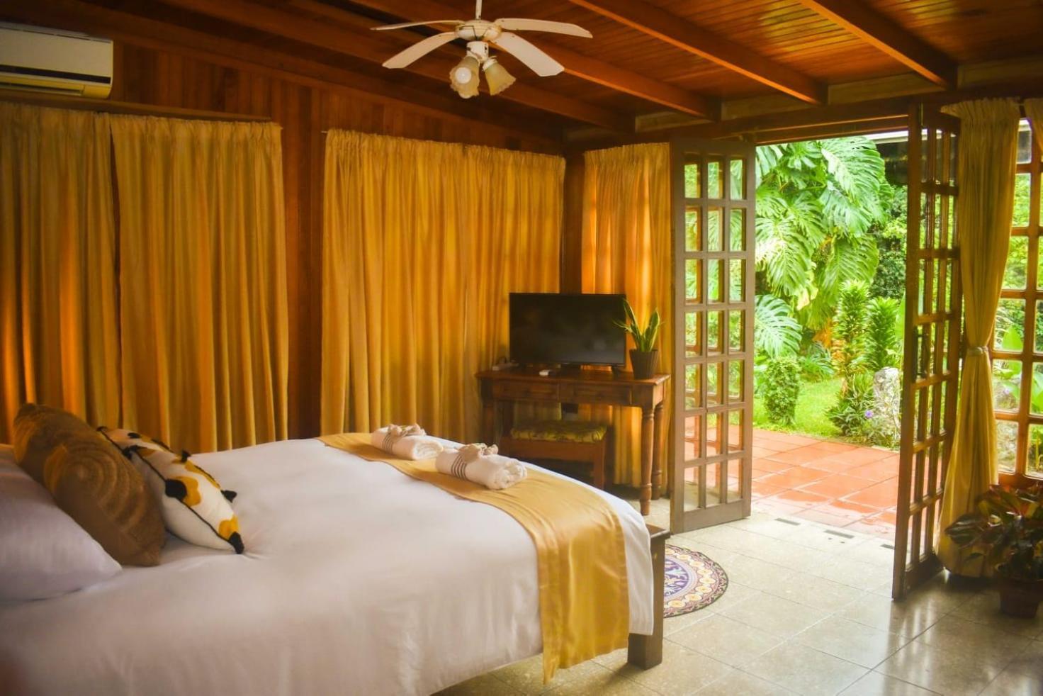 Turrialba Bed & Breakfast Екстер'єр фото