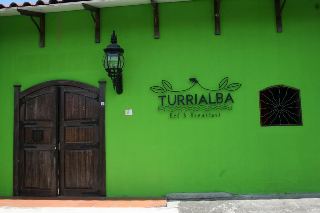 Turrialba Bed & Breakfast Екстер'єр фото