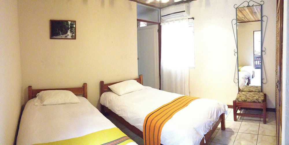 Turrialba Bed & Breakfast Екстер'єр фото